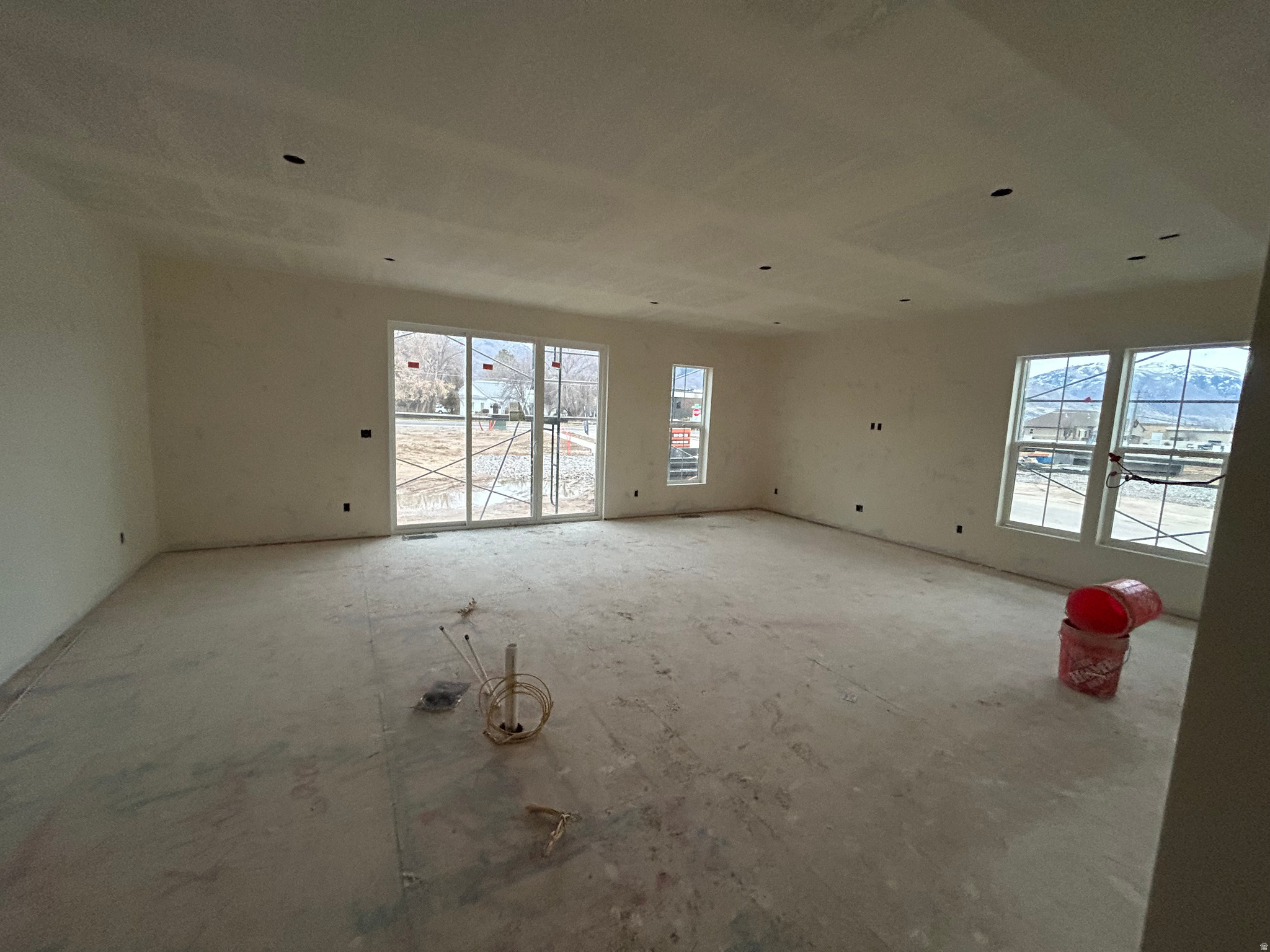 FLINT ACRES - Residential Income