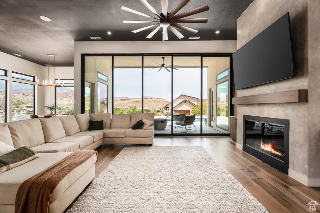 SILVER VALLEY EST 1 - Residential