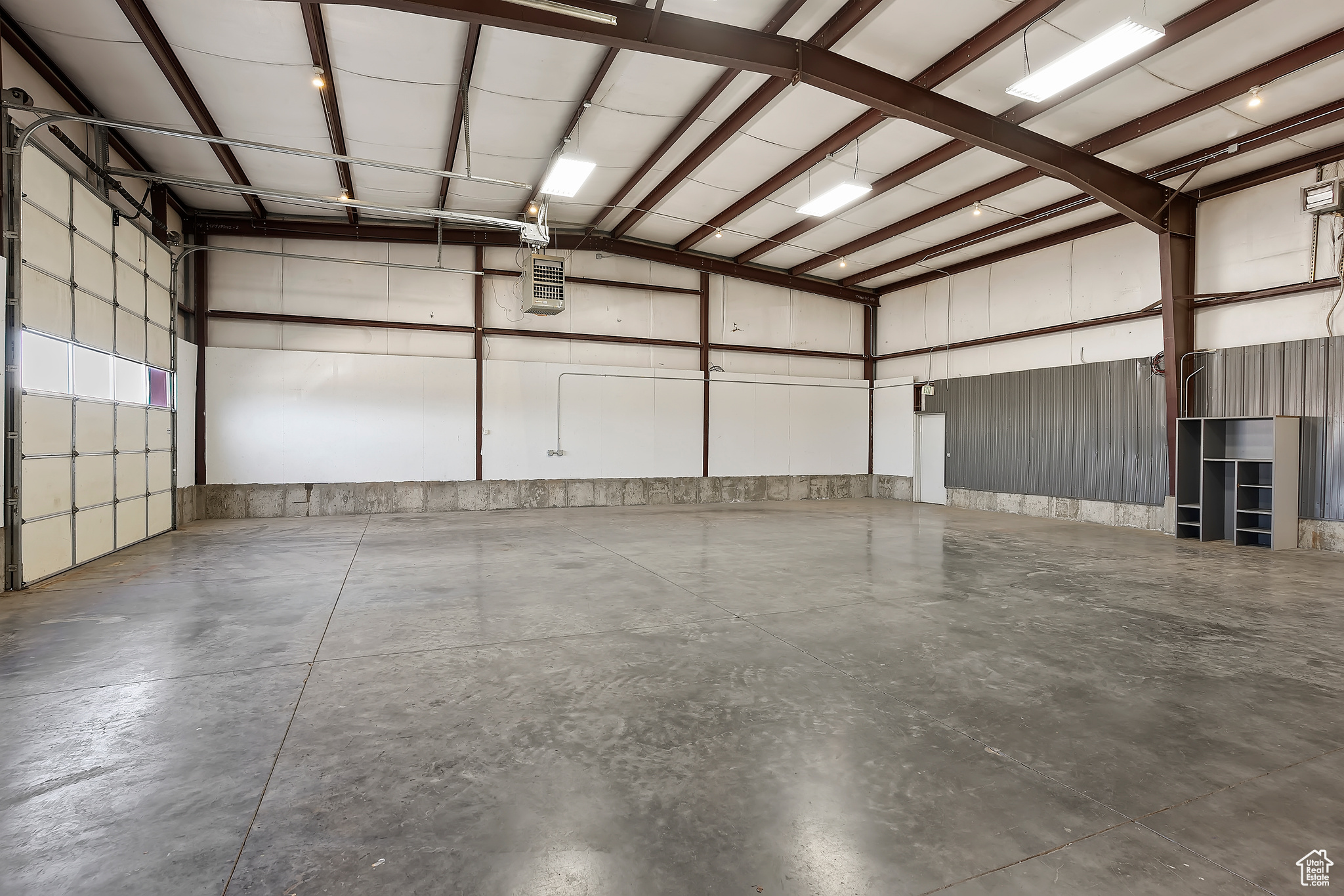 KAPP INDUSTRIAL PARK - Commercial Lease