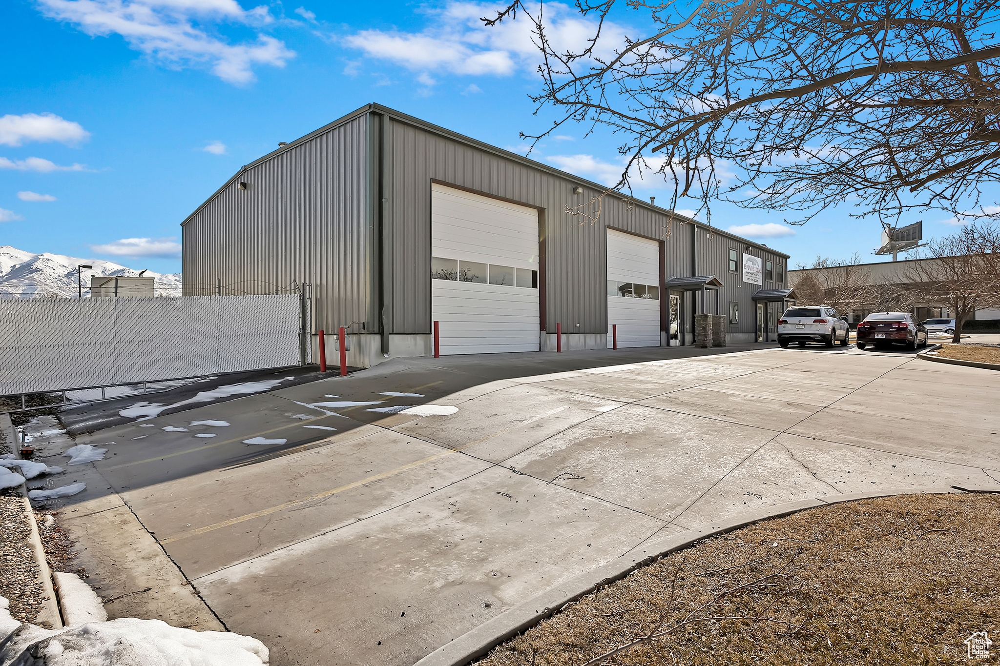 KAPP INDUSTRIAL PARK - Commercial Lease