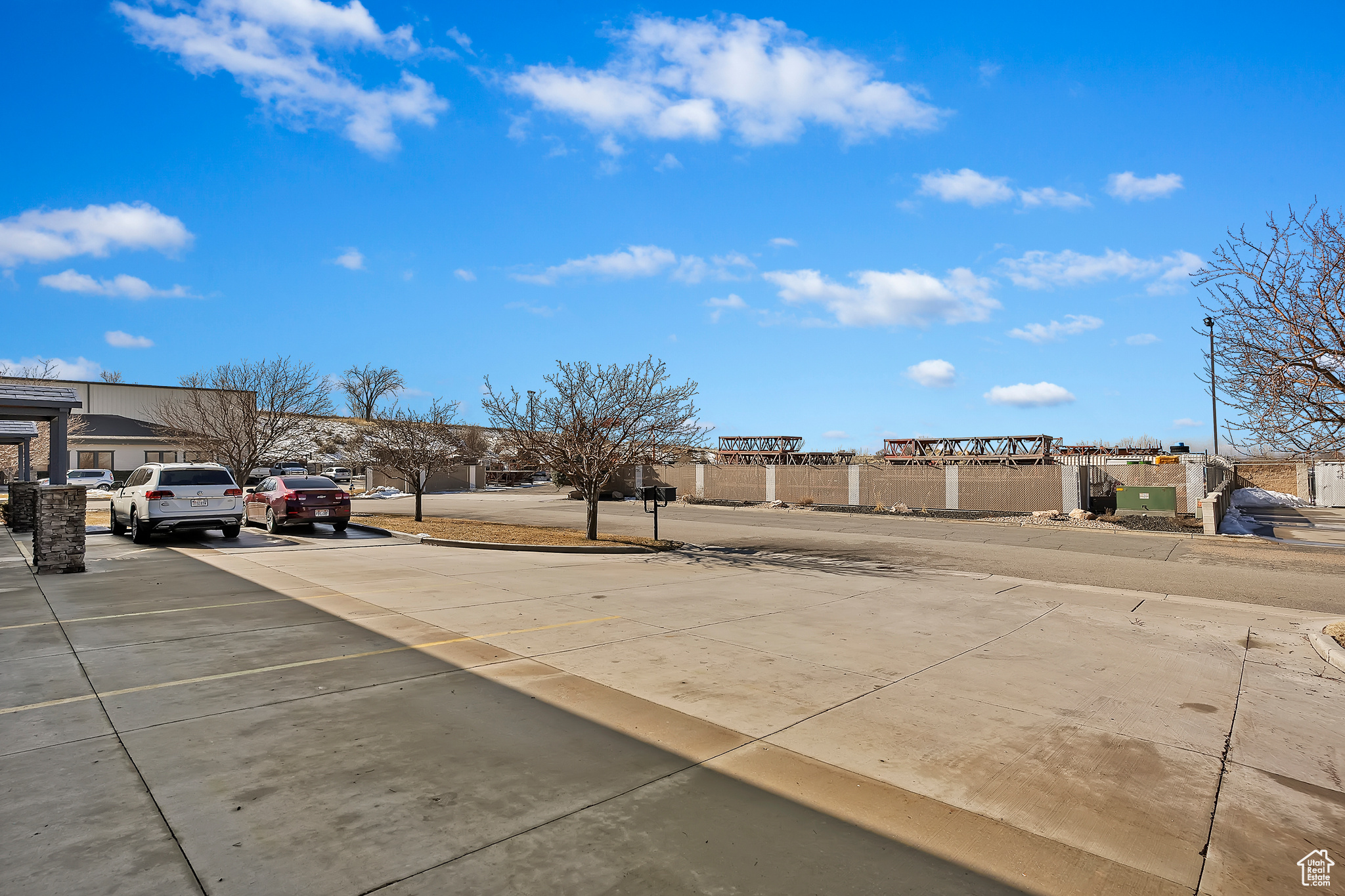 KAPP INDUSTRIAL PARK - Commercial Lease