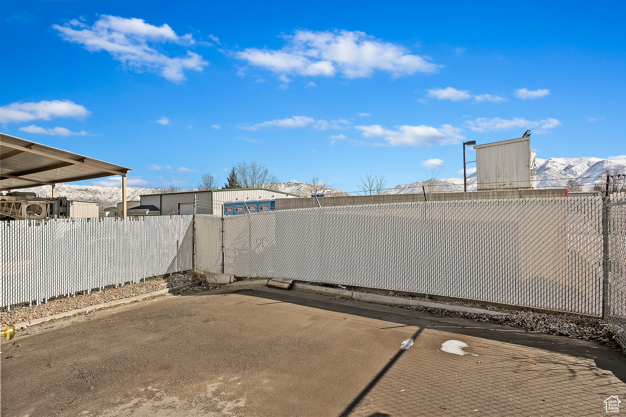 KAPP INDUSTRIAL PARK - Commercial Lease