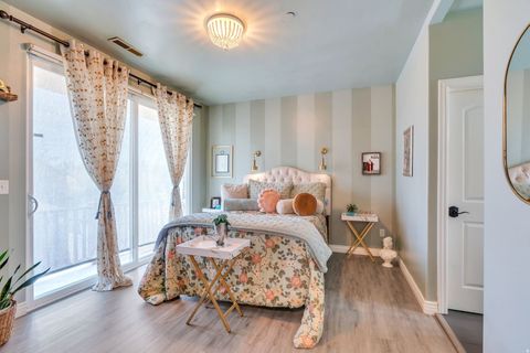 Tiny photo for 10706 S TOPVIEW RD, South Jordan, UT 84009 (MLS # 2147472)