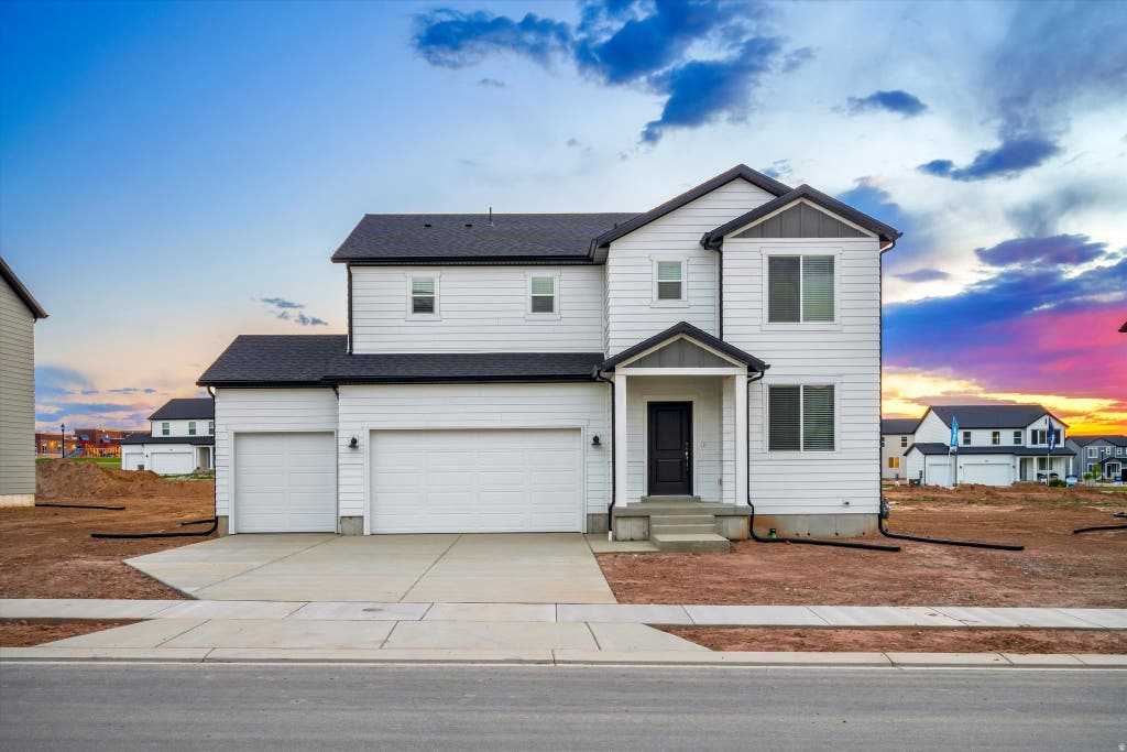 Photo of 823 N 260 E #221, Santaquin, UT 84655 (MLS # 2167857)