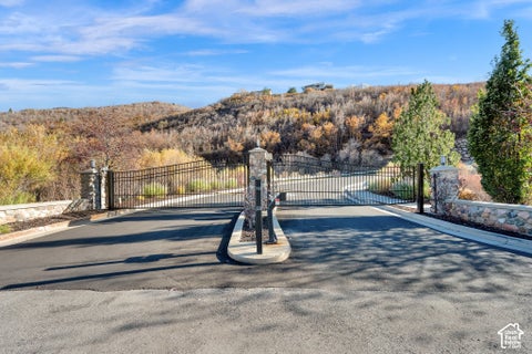 Tiny photo for 4503 CRYSTAL HILL CIR, Salt Lake City, UT 84108 (MLS # 2193768)