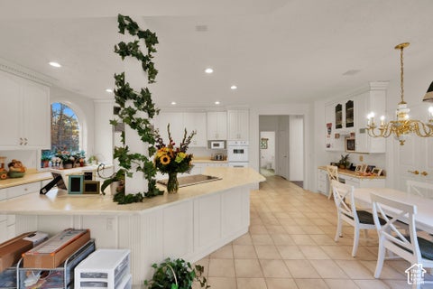 Tiny photo for 4503 CRYSTAL HILL CIR, Salt Lake City, UT 84108 (MLS # 2193768)