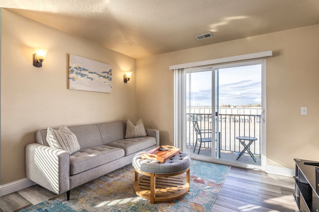 Photo of 116 E RESACA DR #F-9, Sandy, UT 84070 (MLS # 2123684)