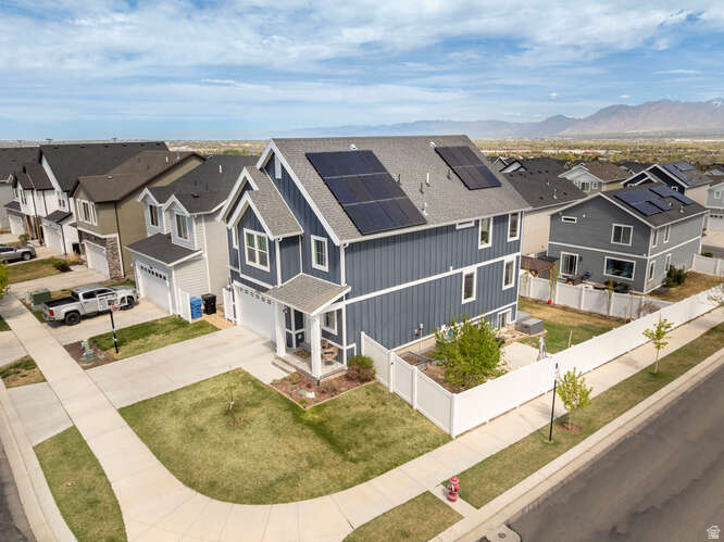 SOUTH HILLS - Residential