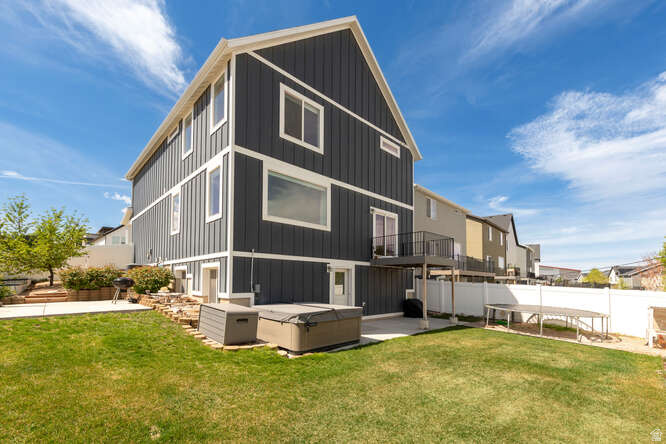 SOUTH HILLS - Residential