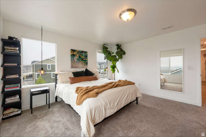 SOUTH HILLS - Residential