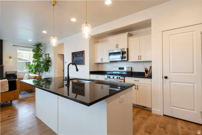 SOUTH HILLS - Residential