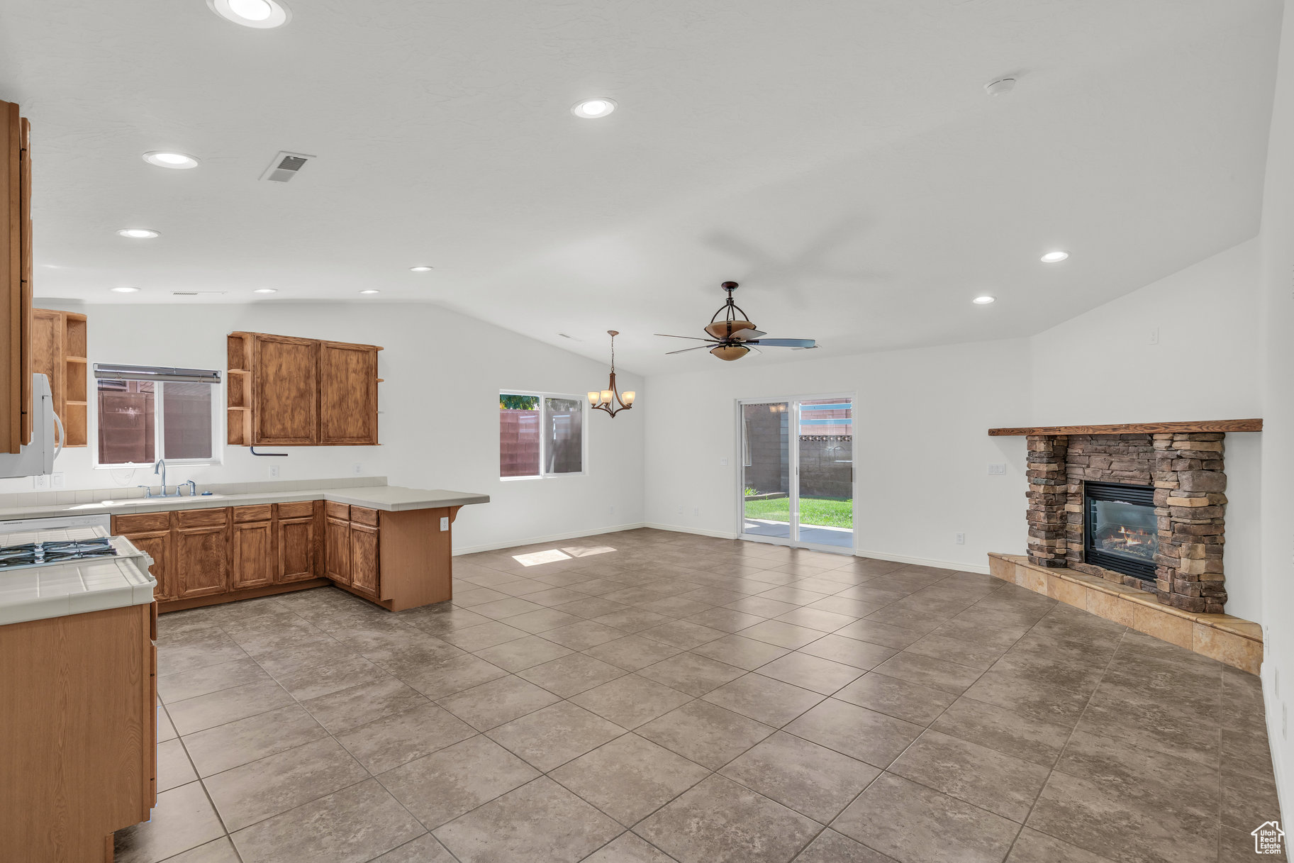 ZION VIEW ESTATES - Residential