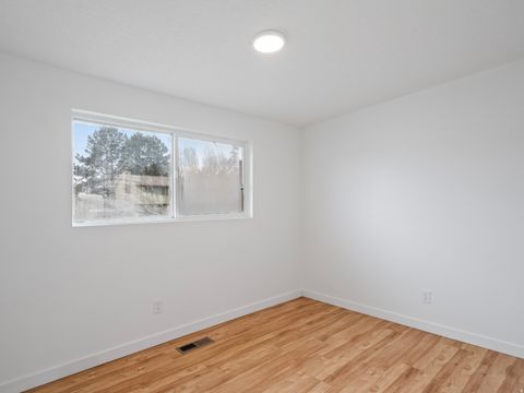 Tiny photo for 524 N 900 E, Lehi, UT 84043 (MLS # 2148117)
