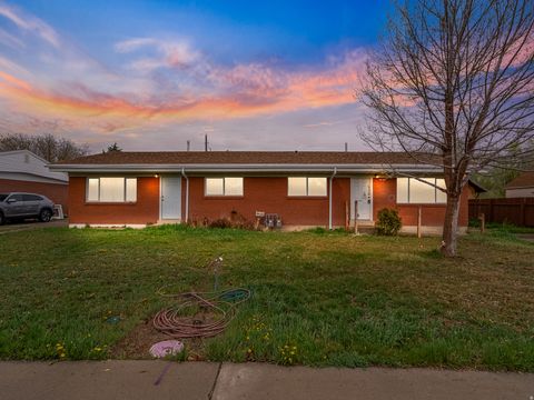 Photo of 524 N 900 E, Lehi, UT 84043 (MLS # 2148117)