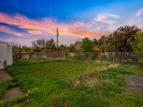 Tiny photo for 524 N 900 E, Lehi, UT 84043 (MLS # 2148117)