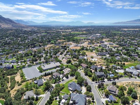 Tiny photo for 760 N EAGLE VIEW DR. Dr, Alpine, UT 84004 (MLS # 2106153)