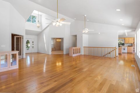 Tiny photo for 760 N EAGLE VIEW DR. Dr, Alpine, UT 84004 (MLS # 2106153)