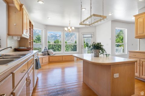 Tiny photo for 760 N EAGLE VIEW DR. Dr, Alpine, UT 84004 (MLS # 2106153)