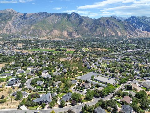 Tiny photo for 760 N EAGLE VIEW DR. Dr, Alpine, UT 84004 (MLS # 2106153)