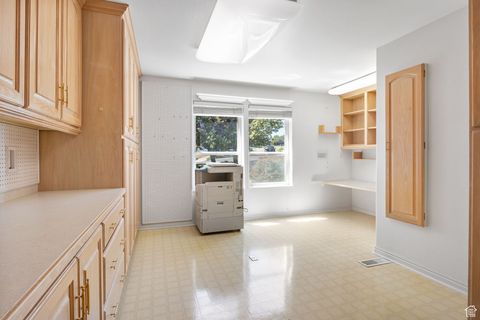 Tiny photo for 760 N EAGLE VIEW DR. Dr, Alpine, UT 84004 (MLS # 2106153)