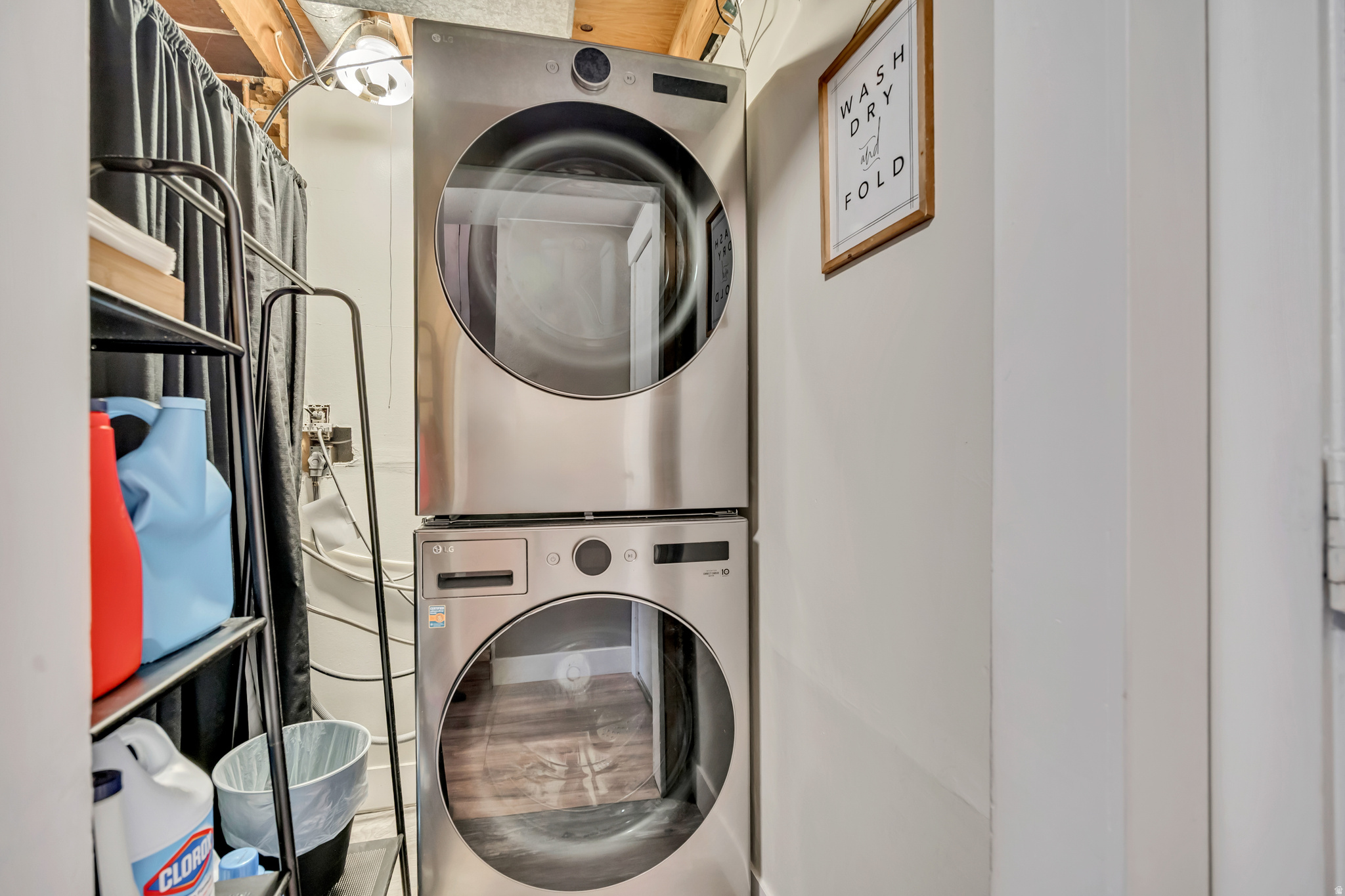 WILLOW BAY II - Residential