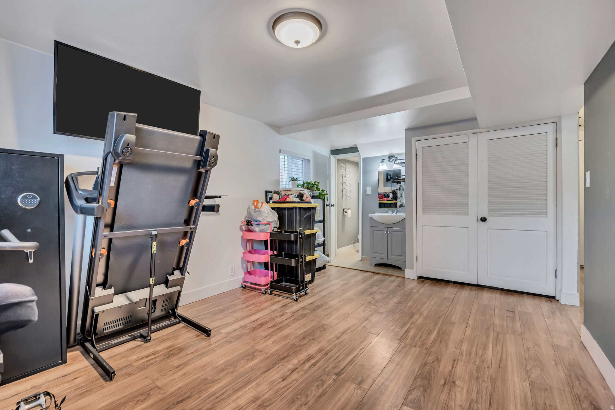 WILLOW BAY II - Residential