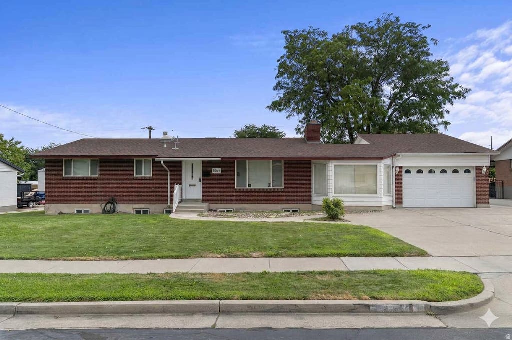 Photo of 3883 S MARKET ST, West Valley City, UT 84119 (MLS # 2179505)