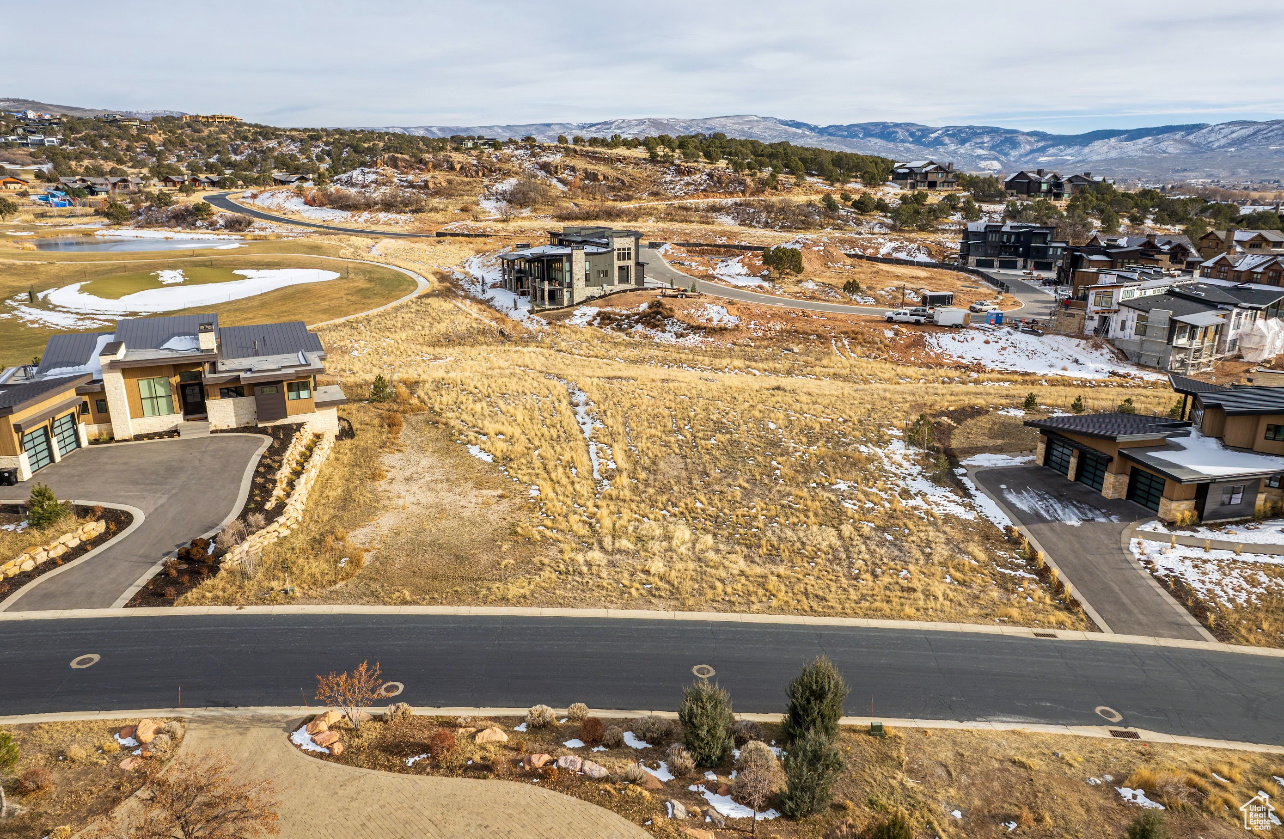 RED LEDGES - Residential