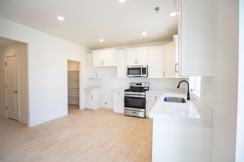 Tiny photo for 1113 N 1020 W, Salem, UT 84653 (MLS # 2138592)