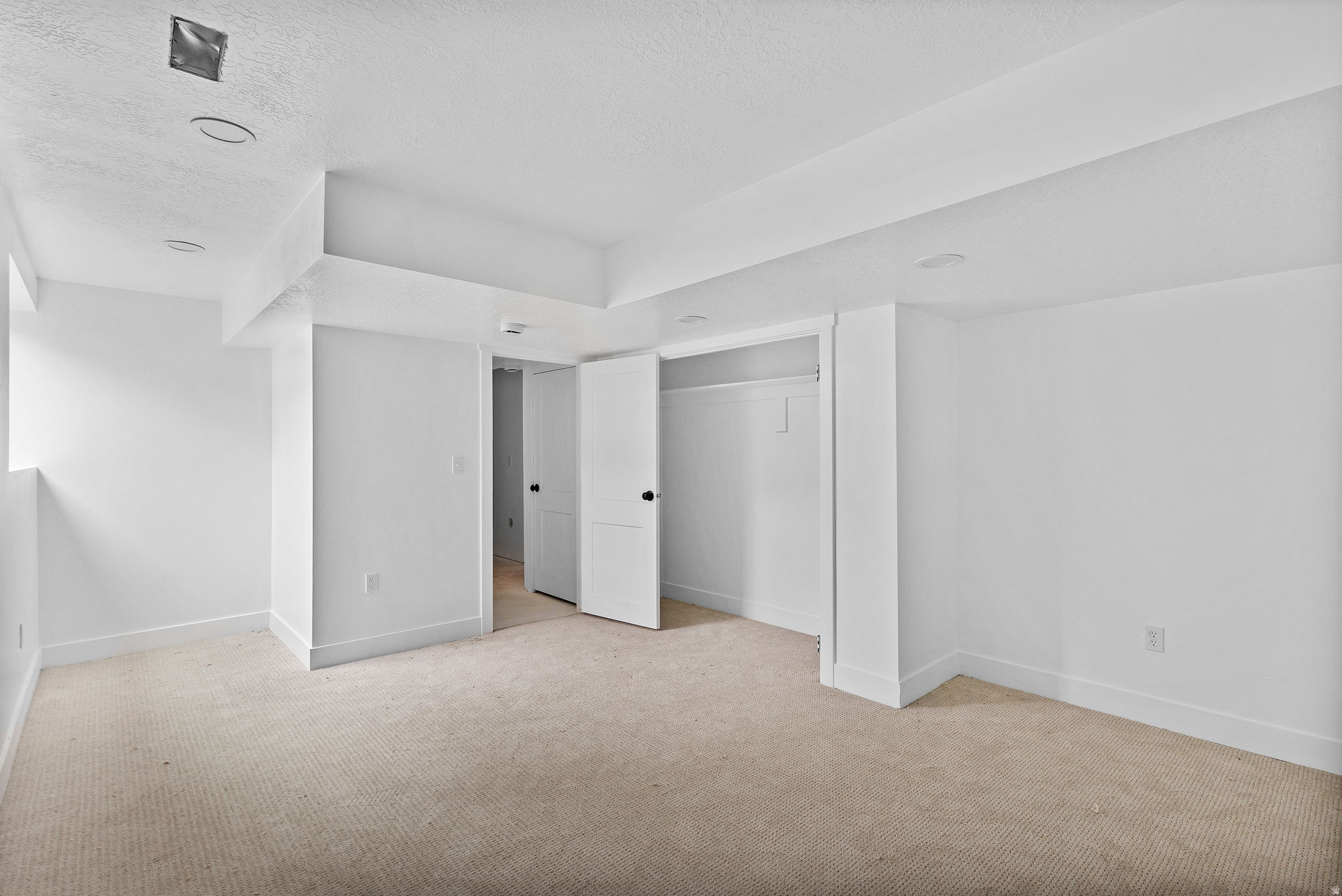 SUNSET MEADOW VILLAGE - Residential