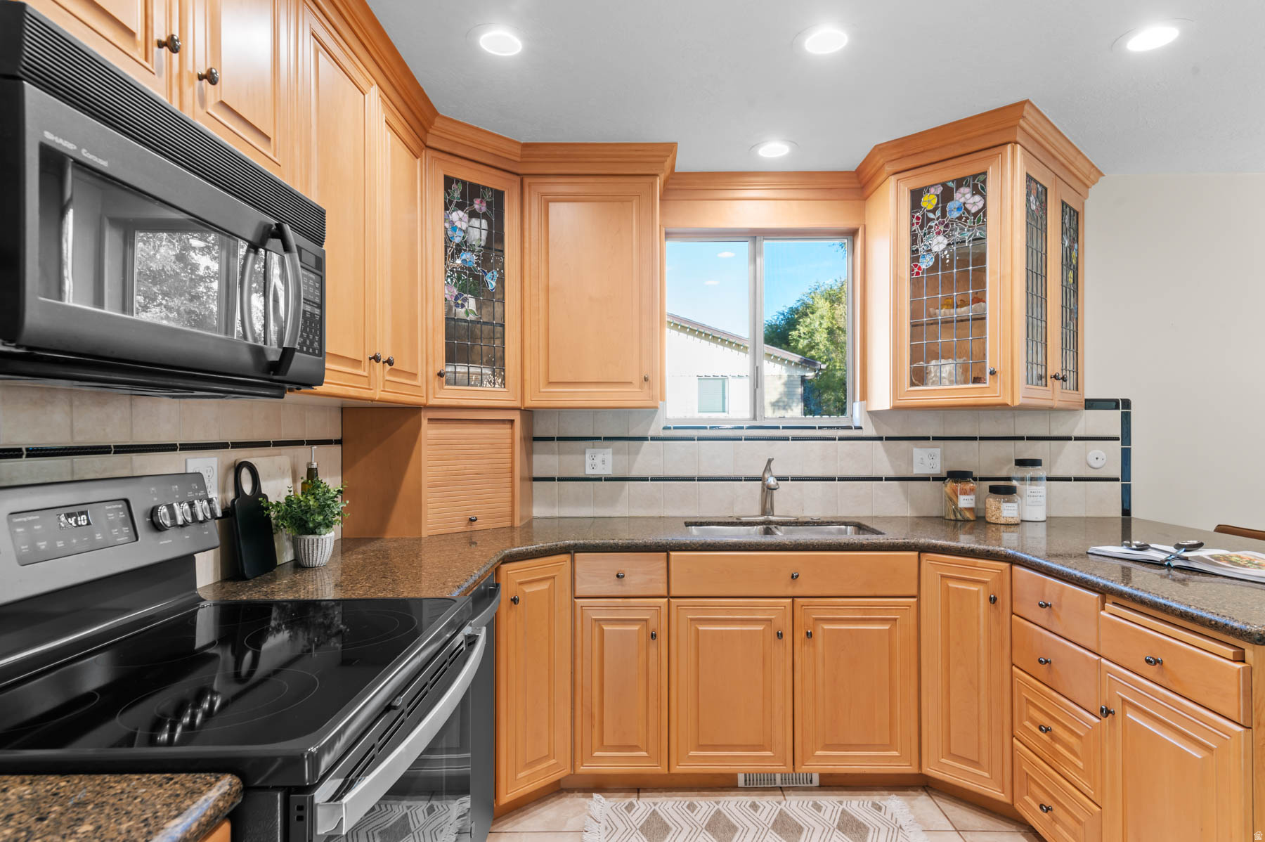 TREASURE ACR - Residential