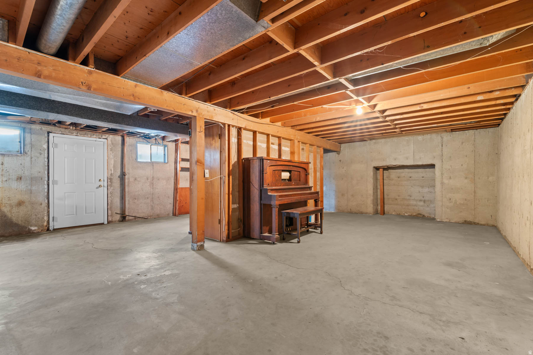 TREASURE ACR - Residential