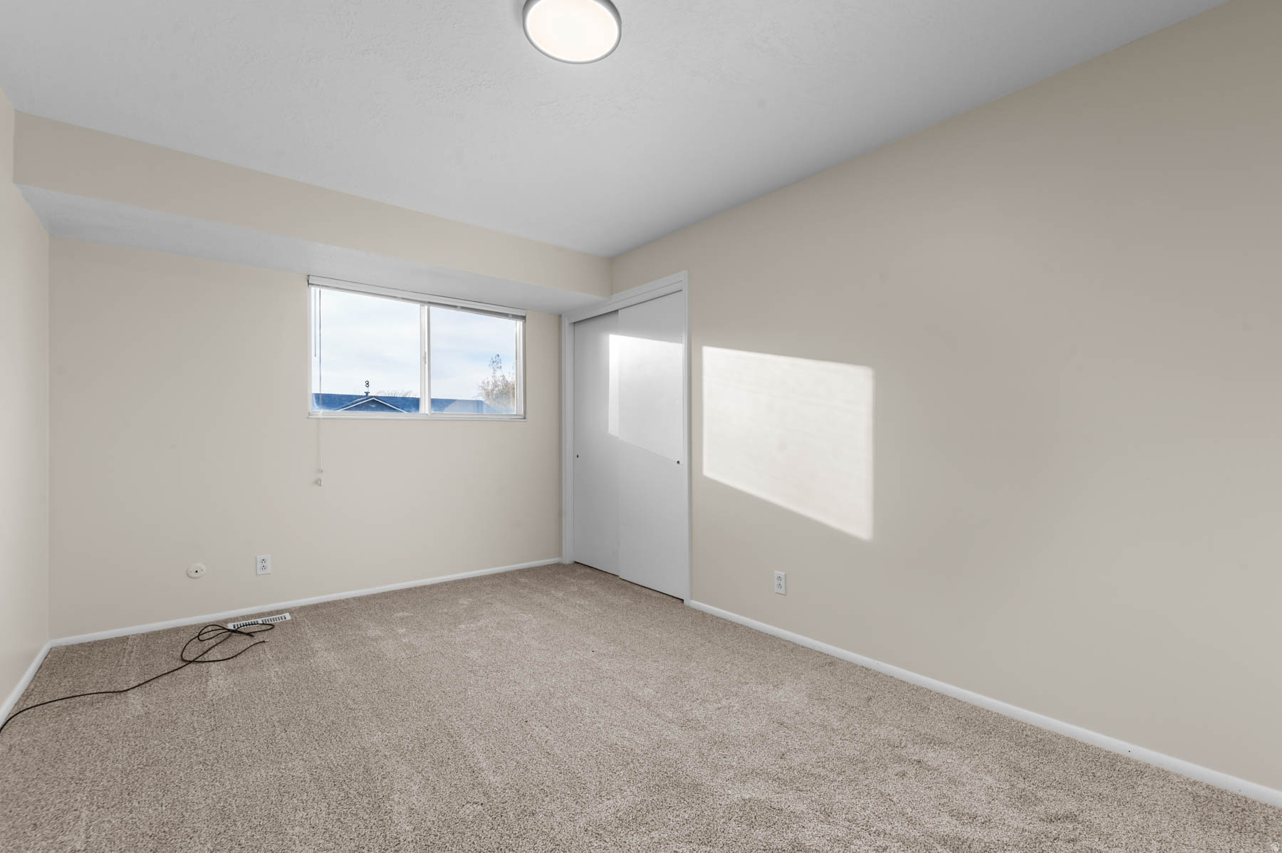 TREASURE ACR - Residential