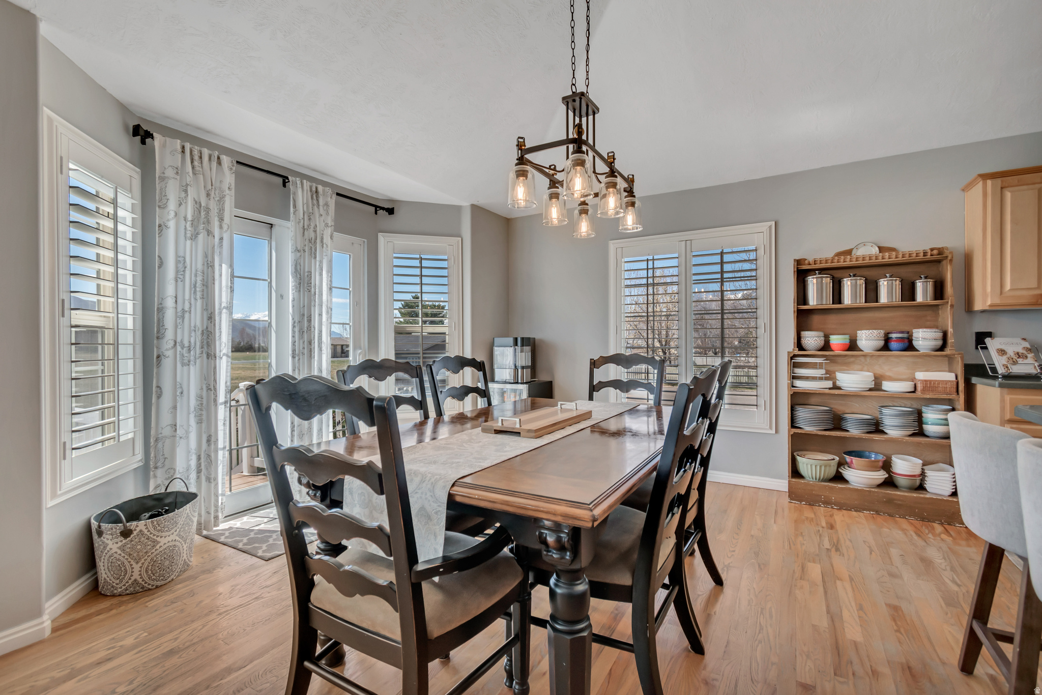 ALPINE ACRES - Residential