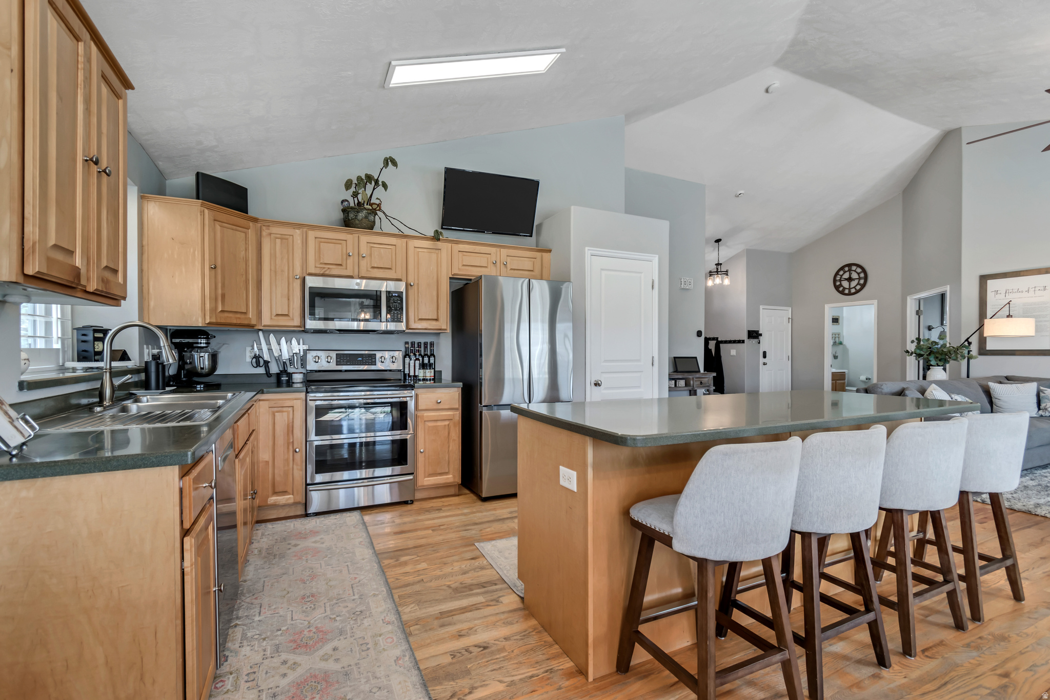 ALPINE ACRES - Residential