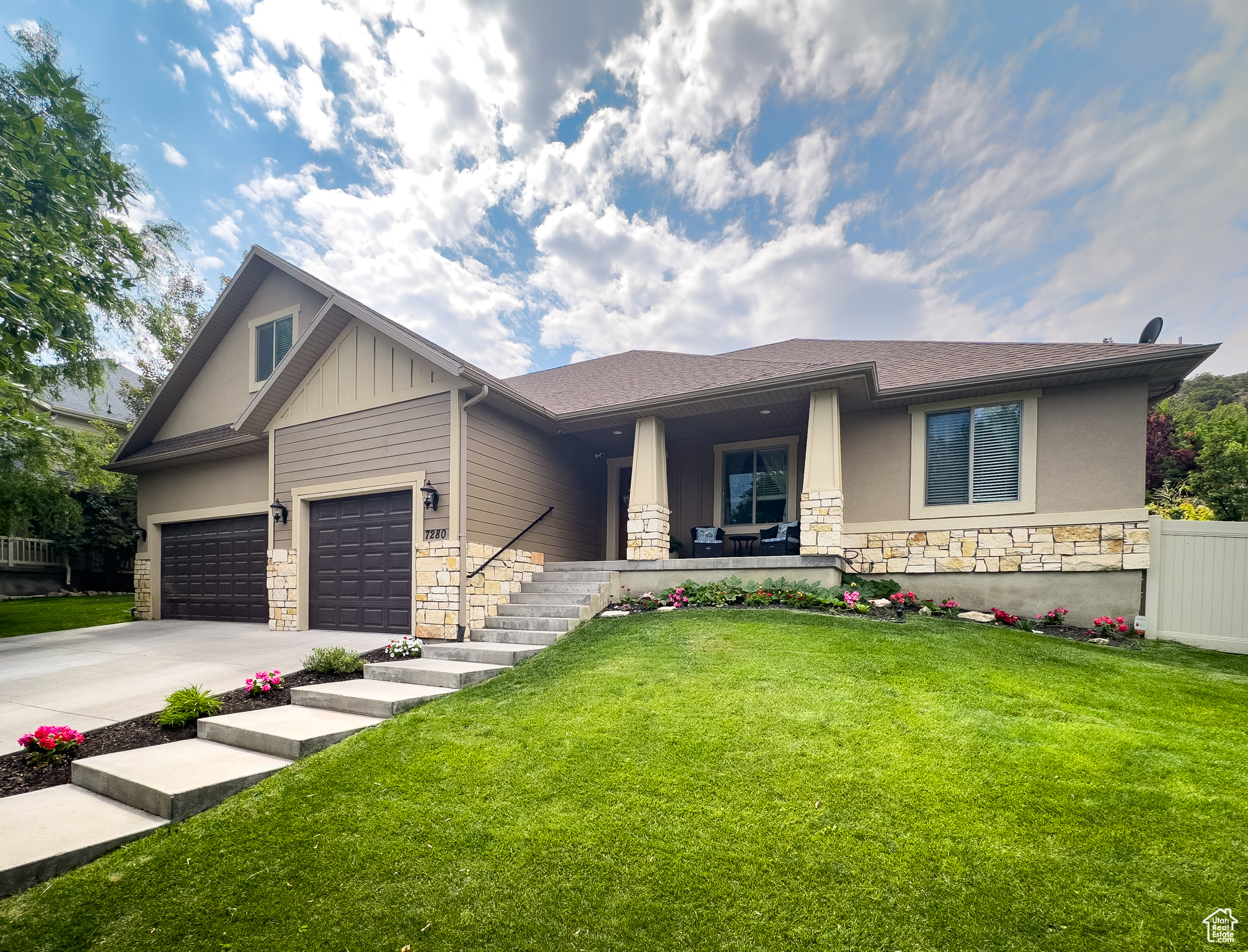 POINT LOOKOUT AT RED HAWK RANCH - Residential