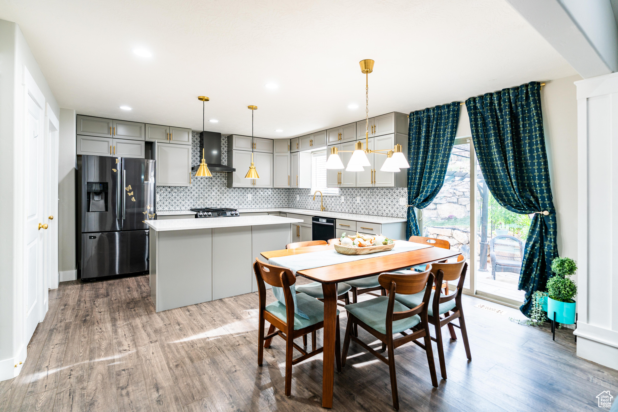 POINT LOOKOUT AT RED HAWK RANCH - Residential