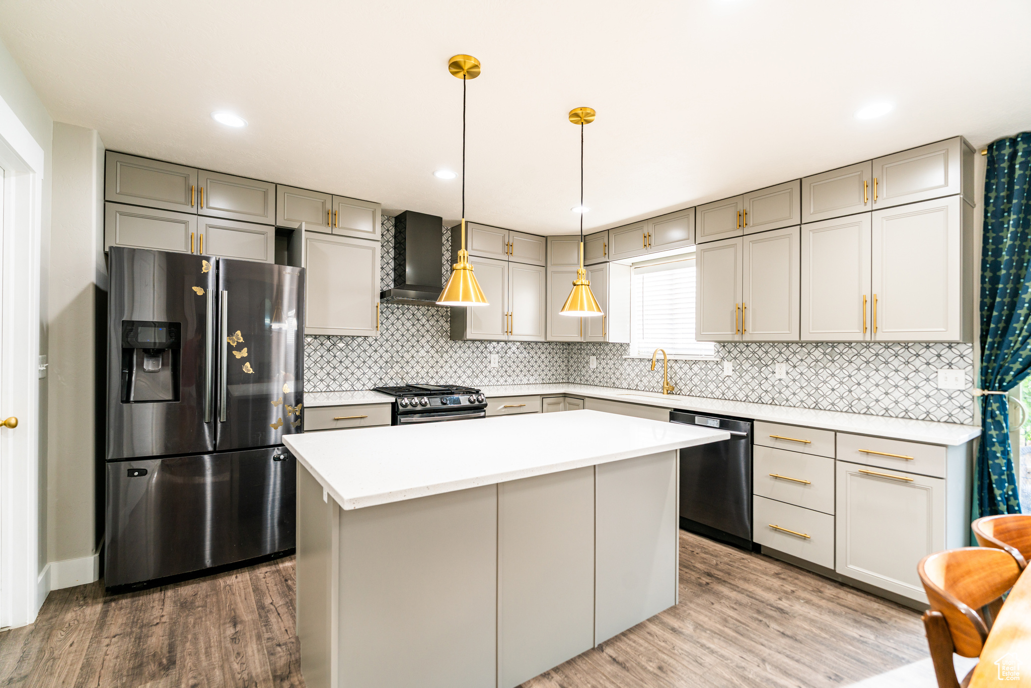 POINT LOOKOUT AT RED HAWK RANCH - Residential