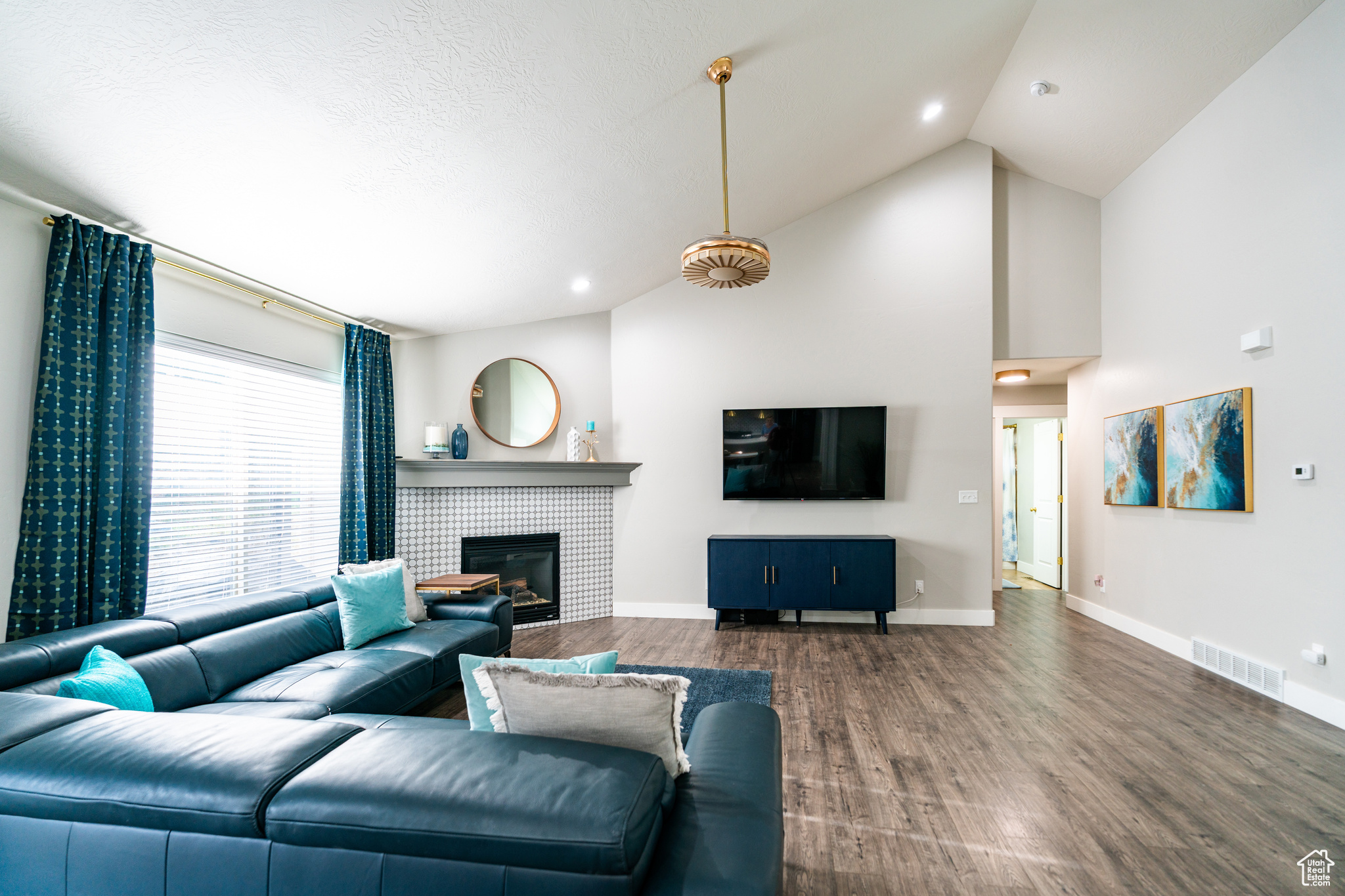 POINT LOOKOUT AT RED HAWK RANCH - Residential