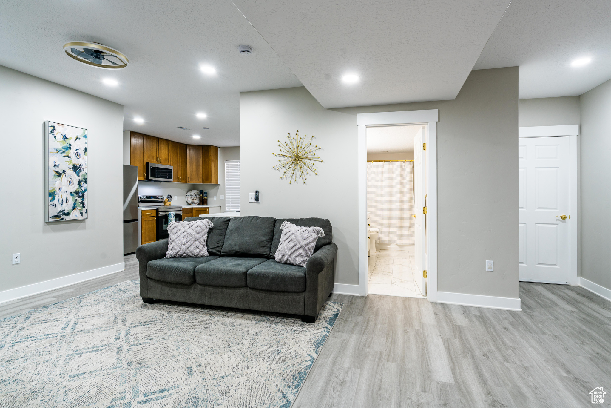 POINT LOOKOUT AT RED HAWK RANCH - Residential