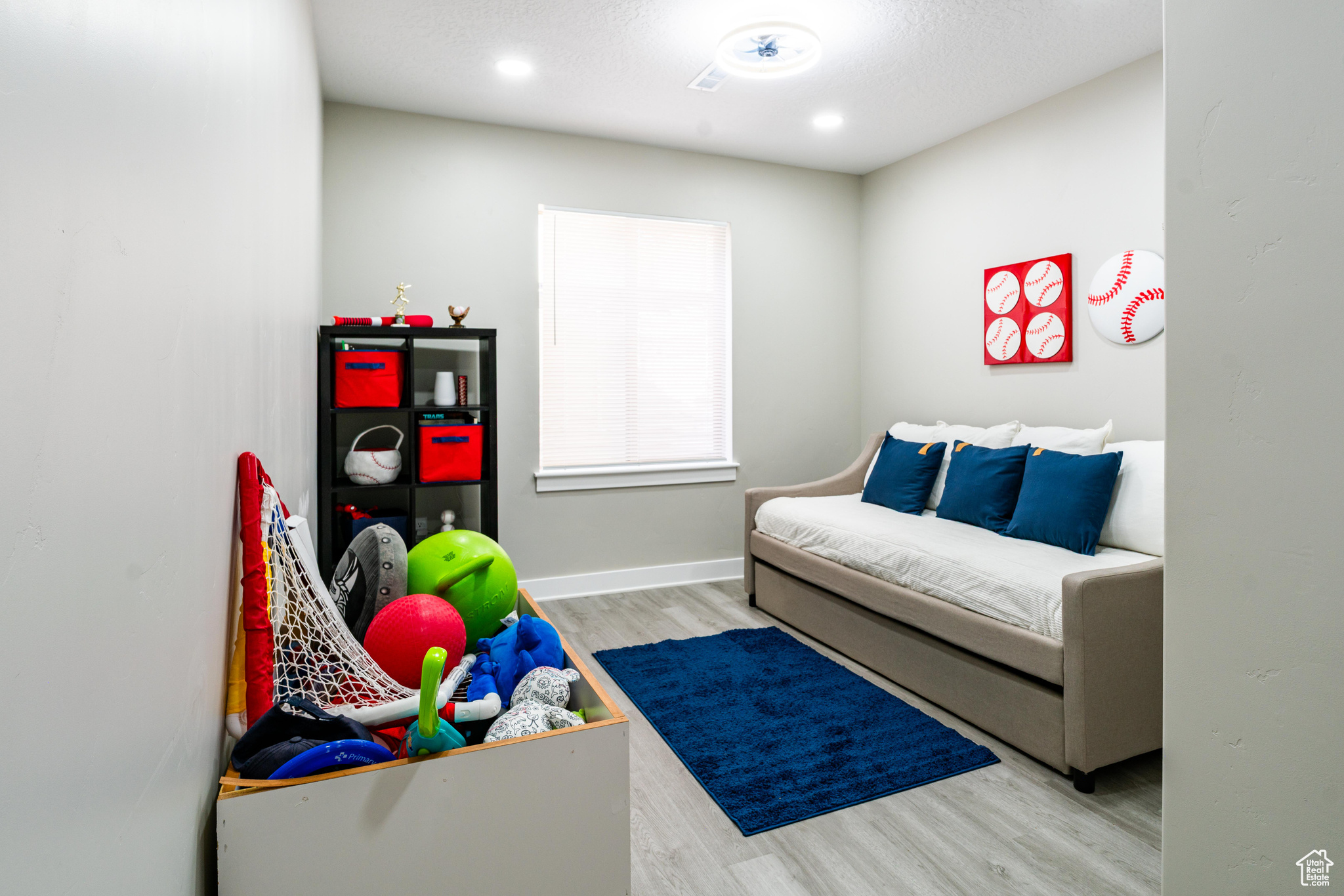 POINT LOOKOUT AT RED HAWK RANCH - Residential