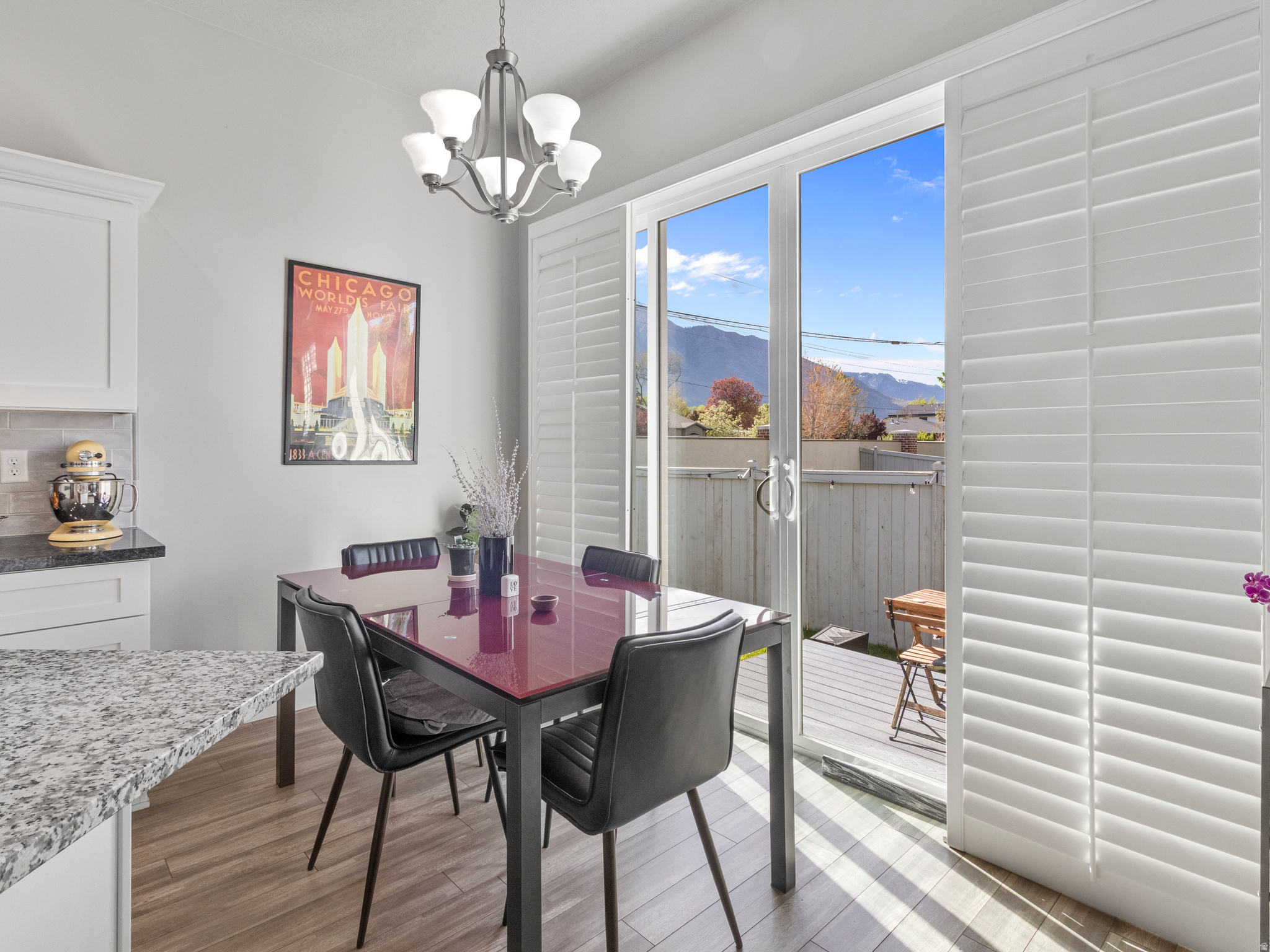 HAMPTONS - Residential