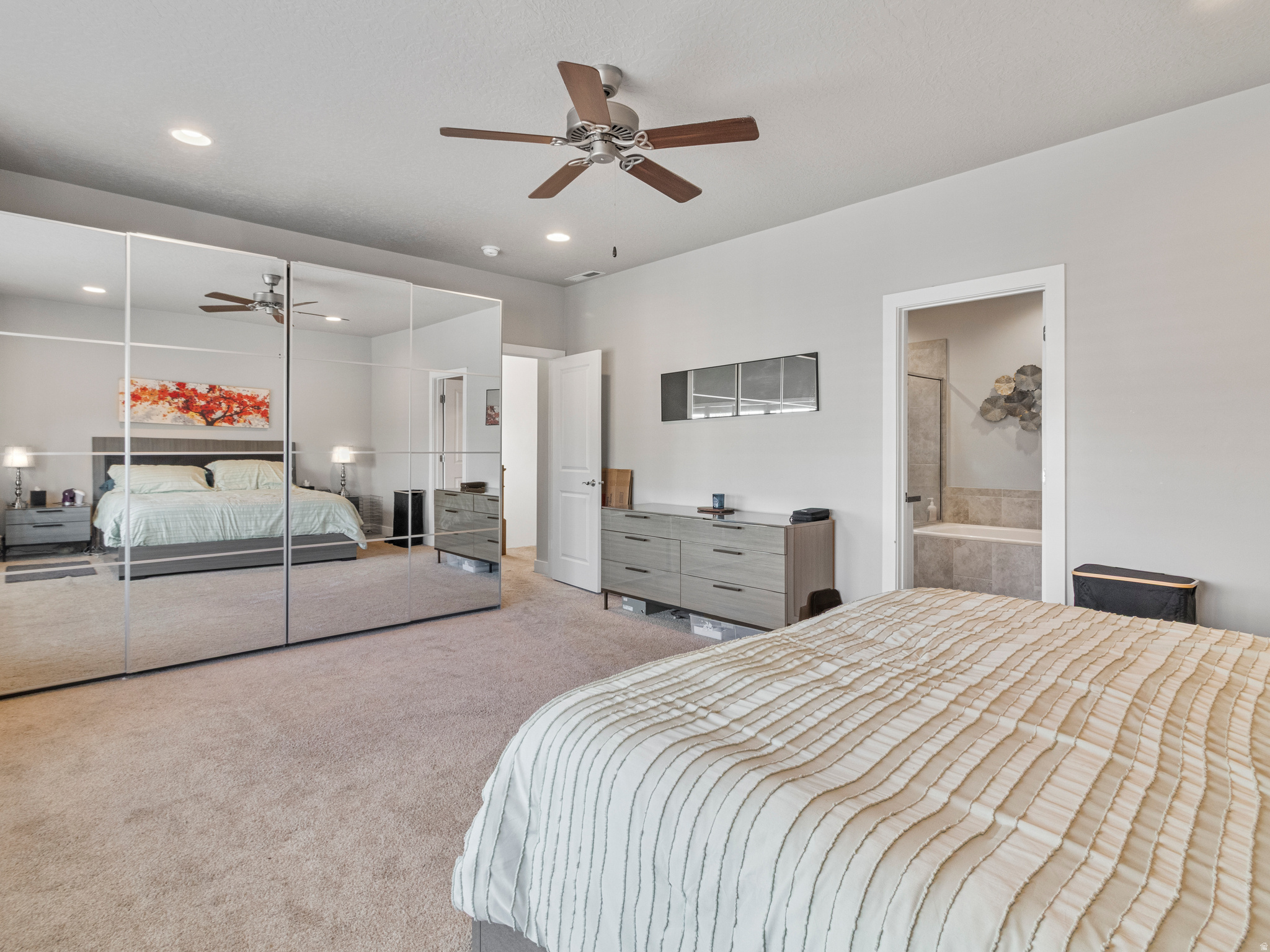 HAMPTONS - Residential