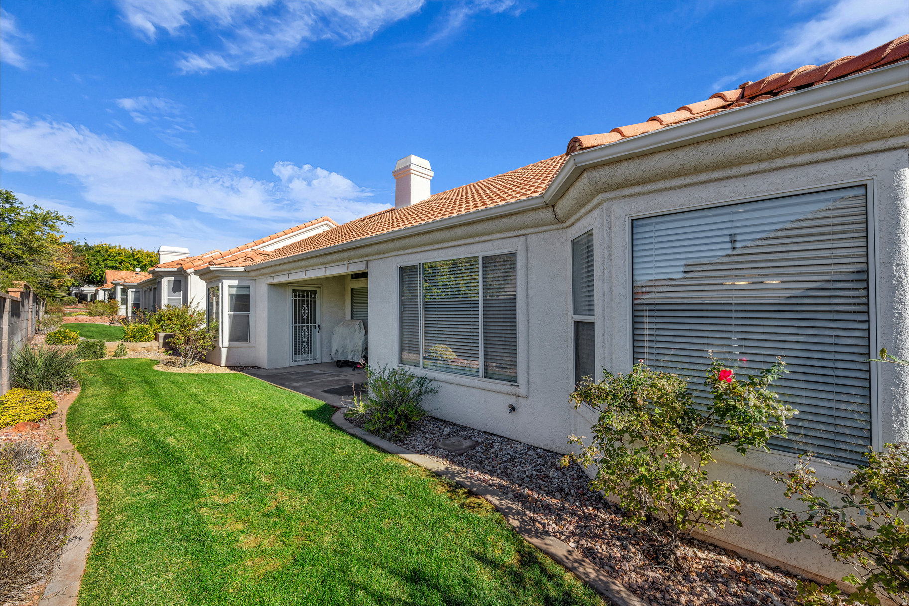 VISTA DEL SOL TH 1 - Residential