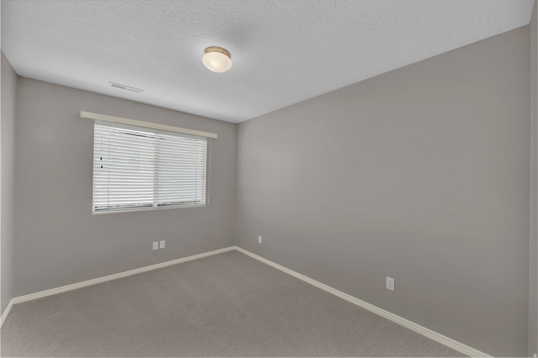 VISTA DEL SOL TH 1 - Residential