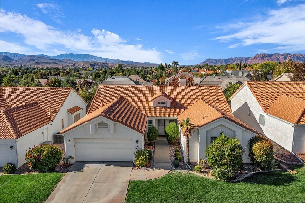 Photo of 39 N VALLEY VIEW DR #49, Saint George, UT 84770 (MLS # 2120726)