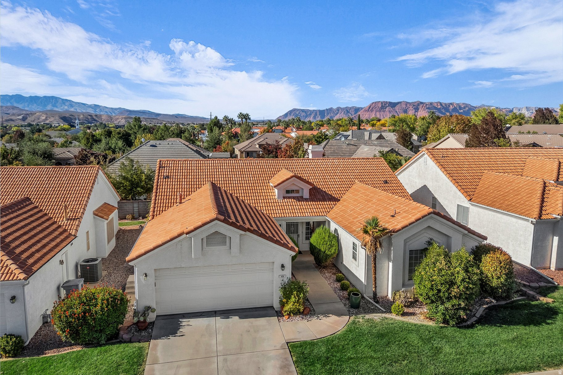 VISTA DEL SOL TH 1 - Residential