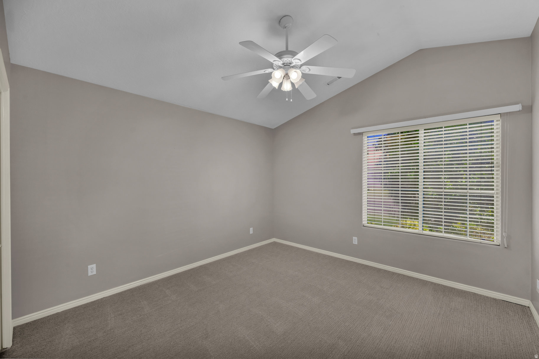 VISTA DEL SOL TH 1 - Residential