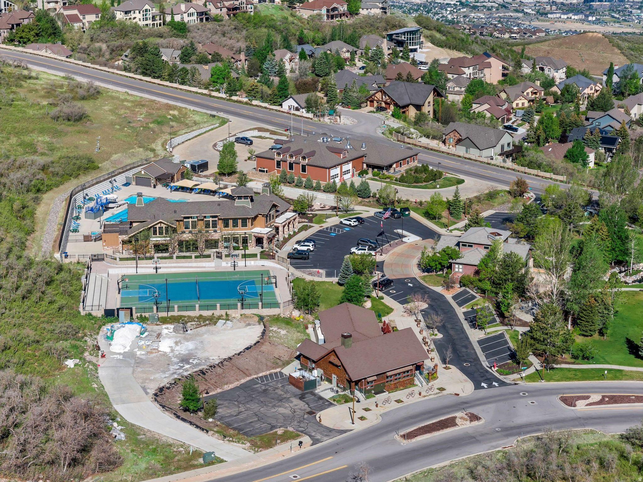 EAGLE CREST NO 1 AT SUNCREST - Residential