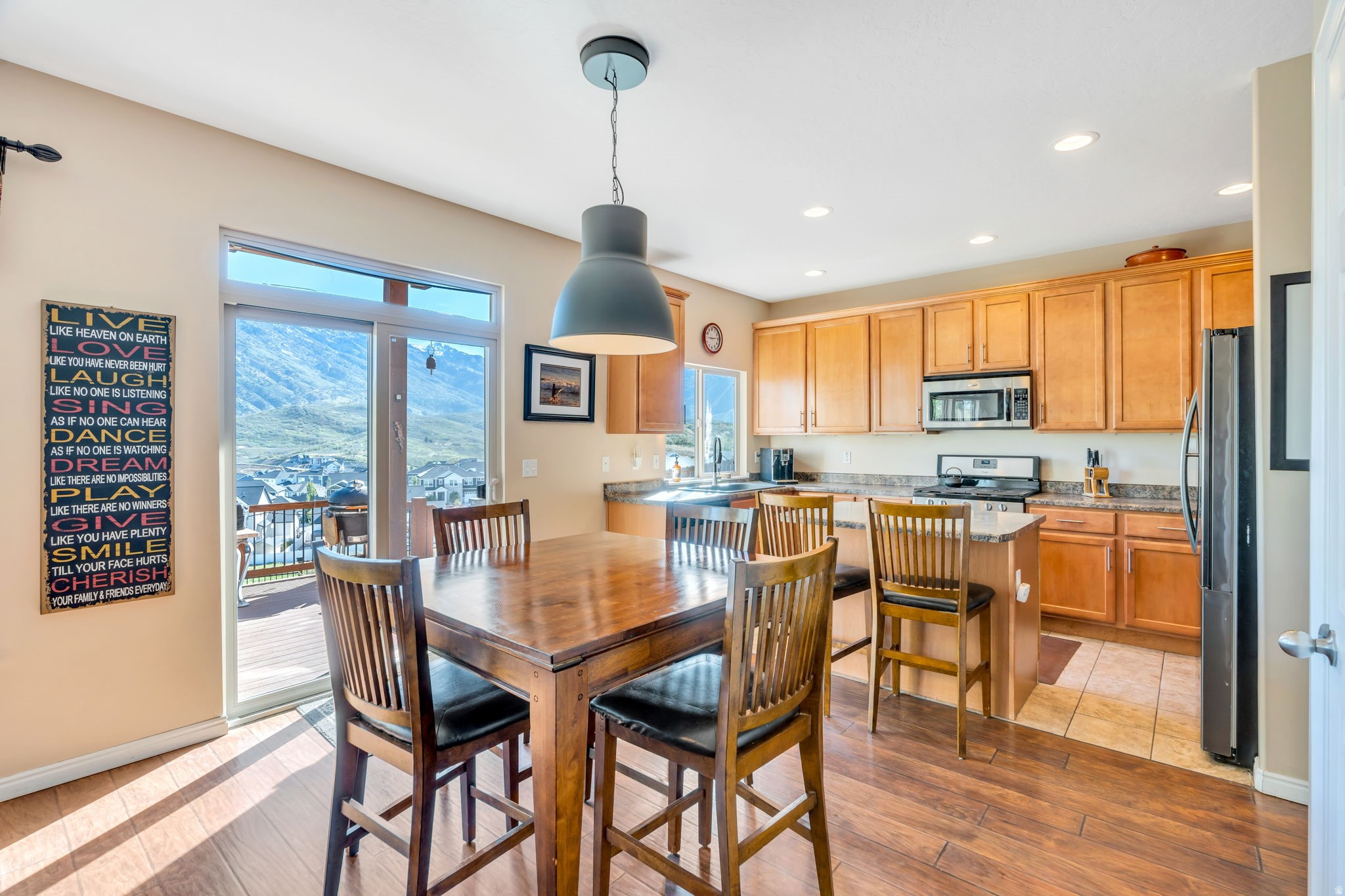 EAGLE CREST NO 1 AT SUNCREST - Residential
